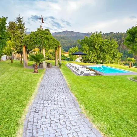 וילה Welcoming With Mountain View In Sobradelo Da Goma